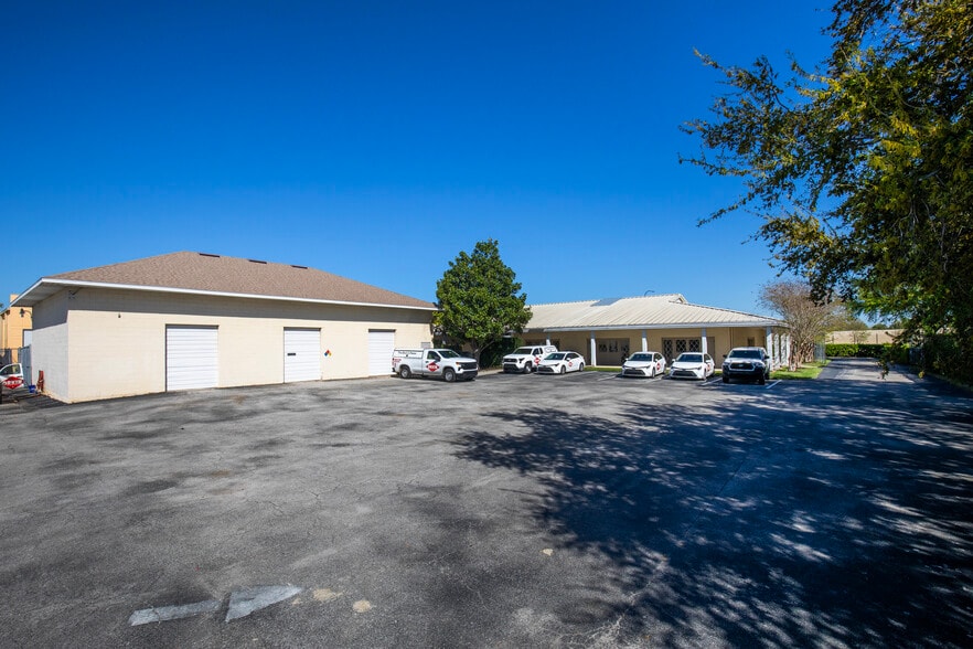 1900 33rd St, Orlando, FL for sale - Building Photo - Image 3 of 8