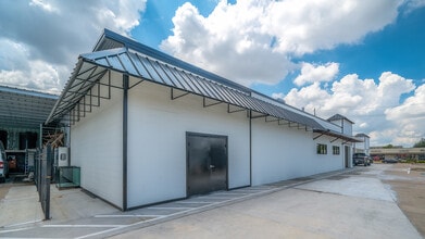 2909 Fountain View Dr, Houston, TX for lease Interior Photo- Image 1 of 1