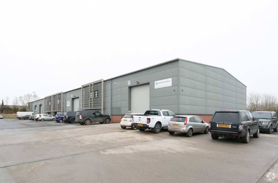 Foxcote Ave, Bath for lease - Primary Photo - Image 2 of 4