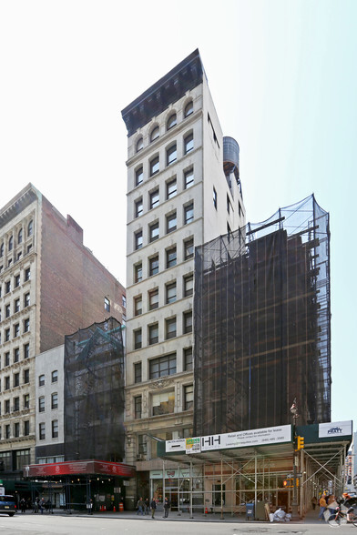 244 Fifth Ave, New York, NY for sale - Building Photo - Image 1 of 1