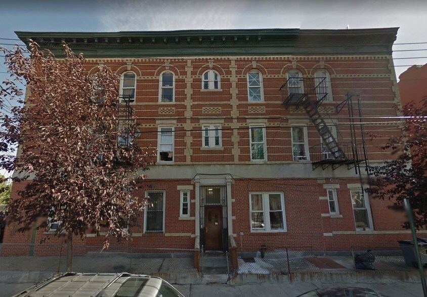 934 Glenmore Ave, Brooklyn, NY for sale - Building Photo - Image 1 of 1