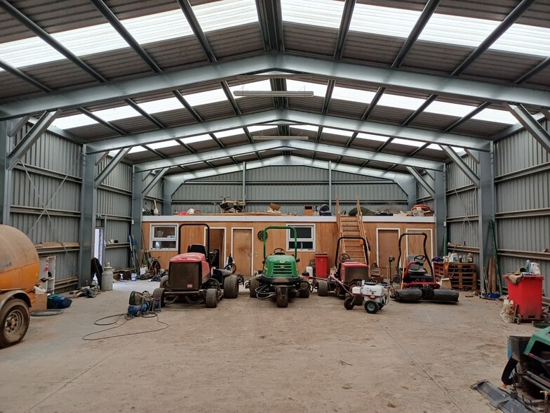 Legbrannock Rd, Motherwell for lease - Building Photo - Image 2 of 5