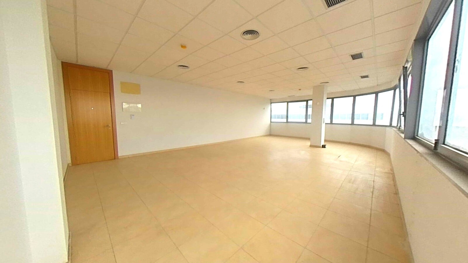 Calle Astronomía, 1, Sevilla, SEV 41015 - Unit 4 -  - Interior Photo - Image 1 of 7