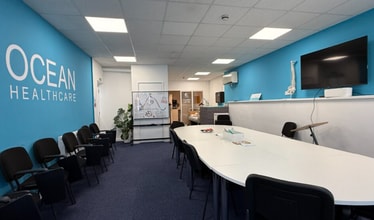 43A Devon Sq, Newton Abbot for lease Interior Photo- Image 1 of 5