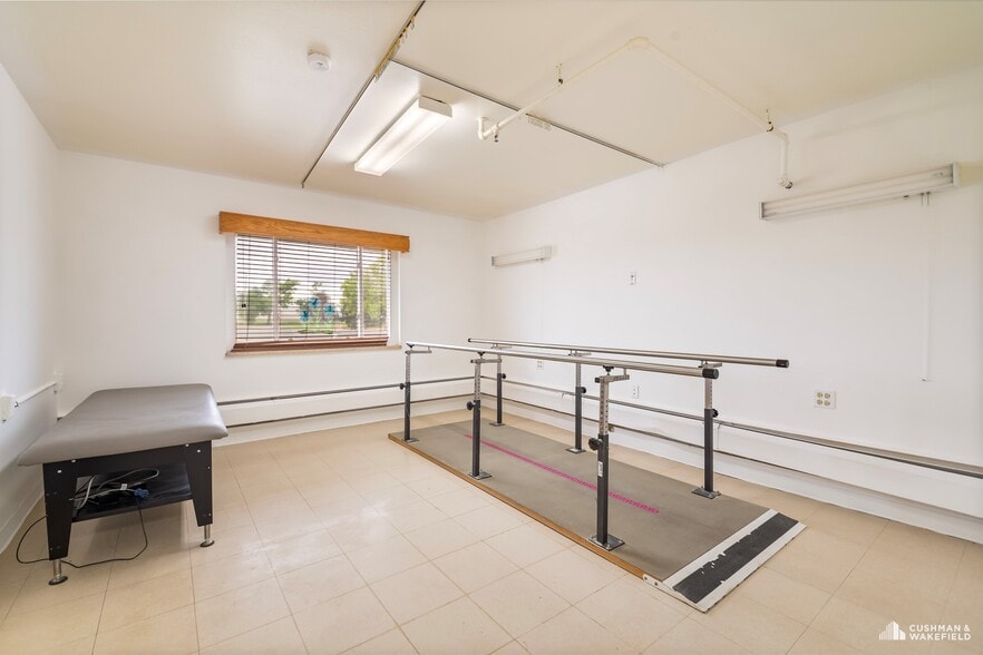 323 W 9th Ave, Yuma, CO for sale - Building Photo - Image 3 of 8