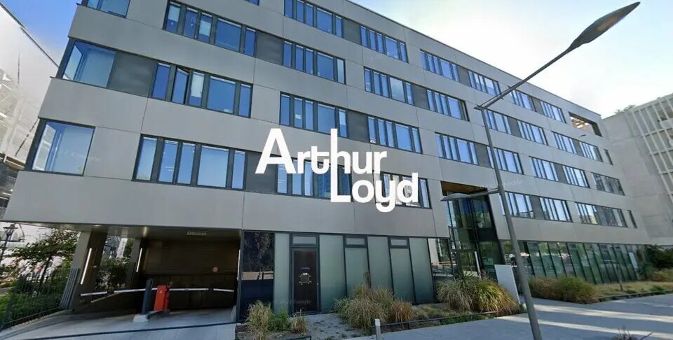 Office in Nice for lease - Building Photo - Image 3 of 27