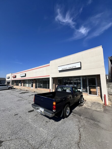 1305 Laurens Rd, Greenville, SC 29607 - Retail for Lease | LoopNet