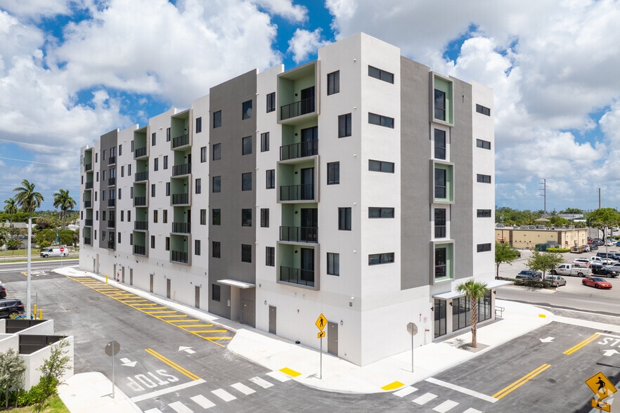 8400 NW 27th Ave, Miami, FL for lease - Building Photo - Image 3 of 81