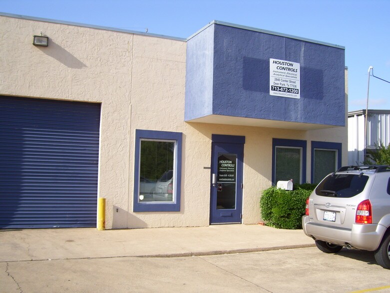 2840 Center St, Deer Park, TX for sale - Primary Photo - Image 1 of 1