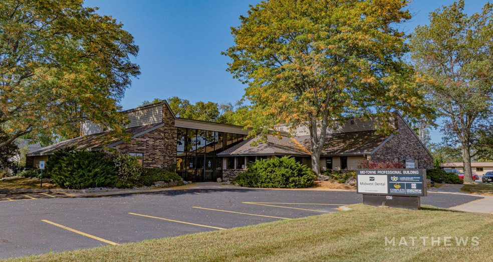 1730 7th St S, Wisconsin Rapids, WI for sale - Building Photo - Image 1 of 2