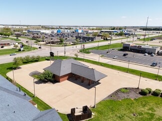 More details for 1661 E Jackson St, Macomb, IL - Office/Retail for Lease