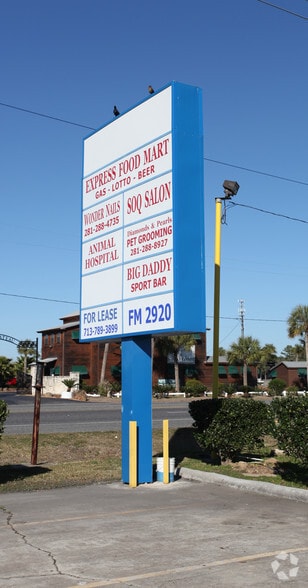 4019-4031 FM-2920, Spring, TX for lease - Building Photo - Image 3 of 4