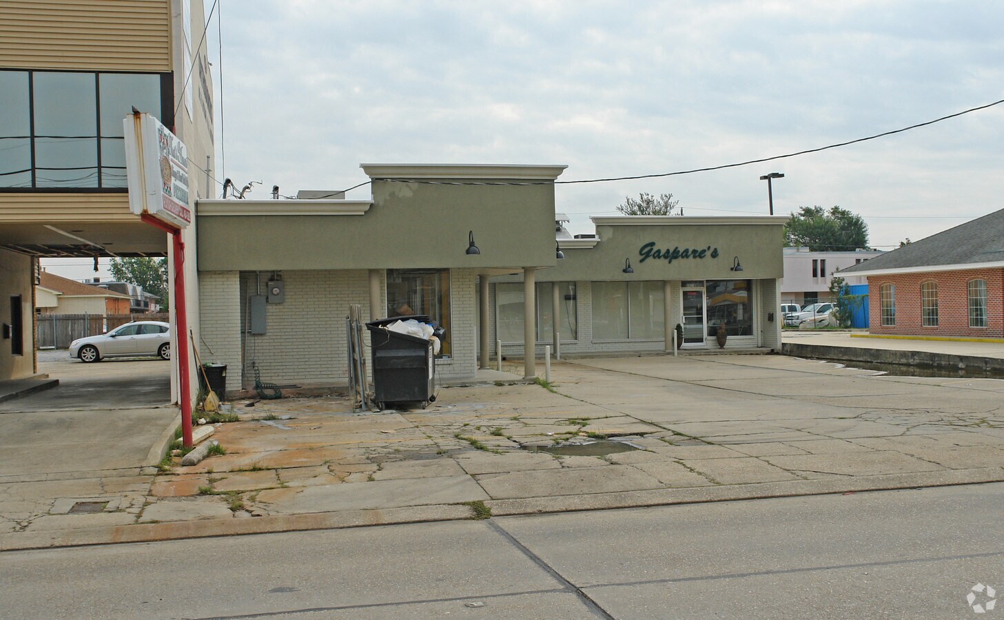 4421 Clearview Pky, Metairie, LA 70006