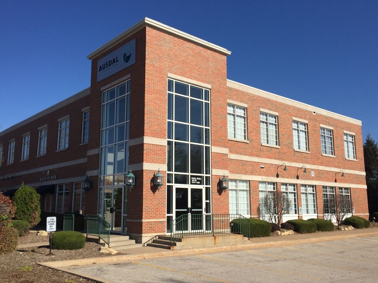 5167-5189 Utica Ridge Rd, Davenport, IA for sale Building Photo- Image 1 of 1