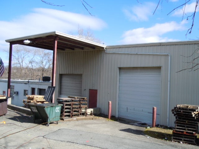 2108 Albany Post Rd, Montrose, NY for sale - Building Photo - Image 3 of 11