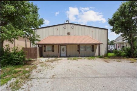 109 W Park St, Lenzburg, IL for sale - Building Photo - Image 1 of 1