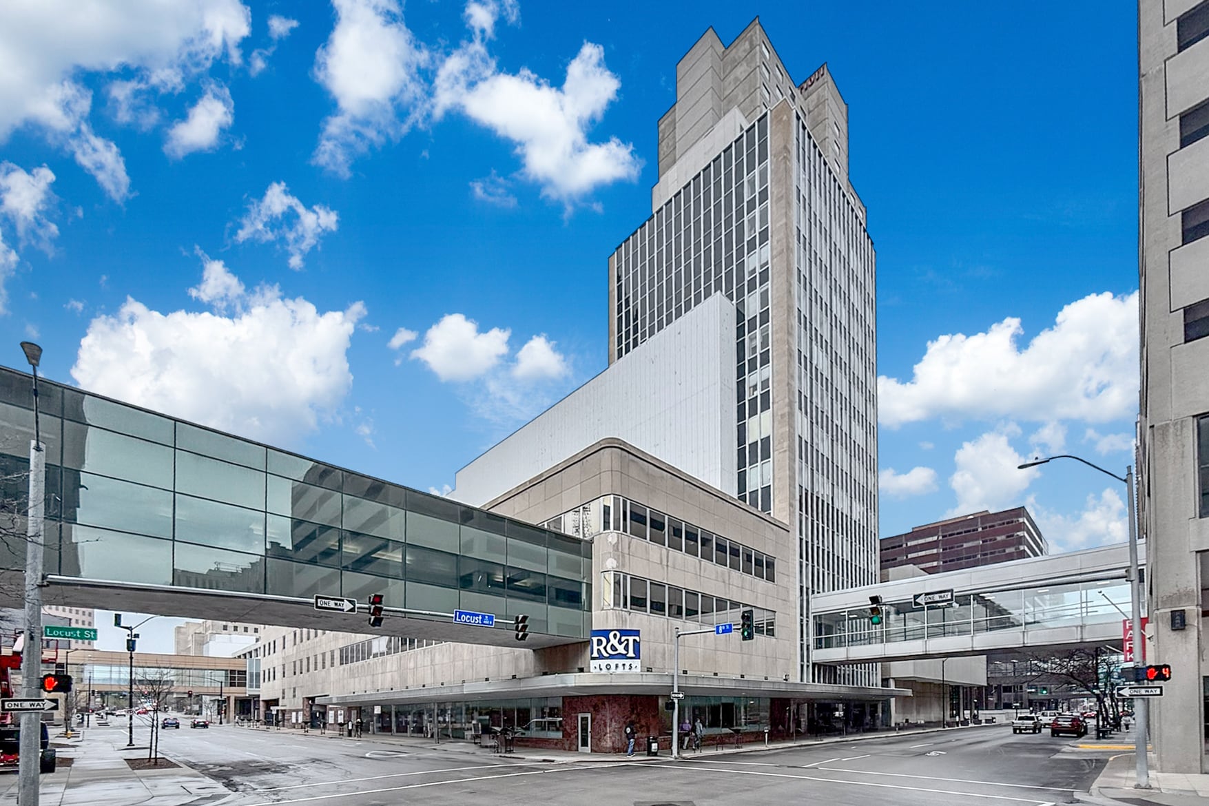 717 Locust St, Des Moines, IA for lease Building Photo- Image 1 of 4