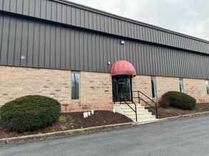 2670 Lehigh St, Whitehall, PA for lease Building Photo- Image 1 of 4