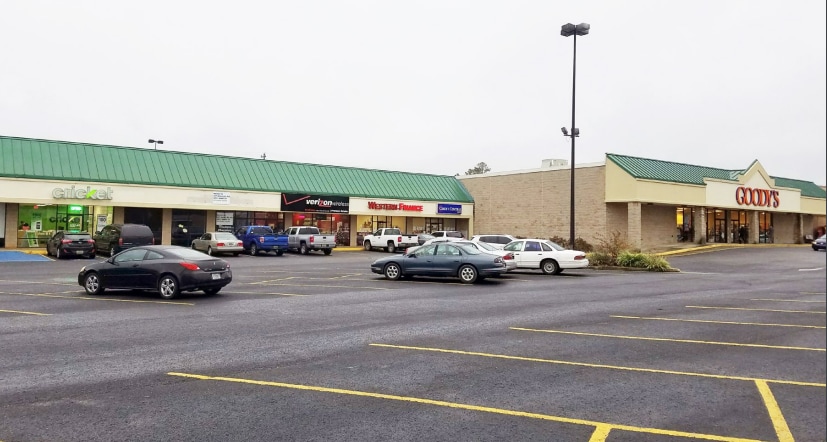 2079-2135 Douglas Ave, Brewton, AL for lease - Building Photo - Image 1 of 1