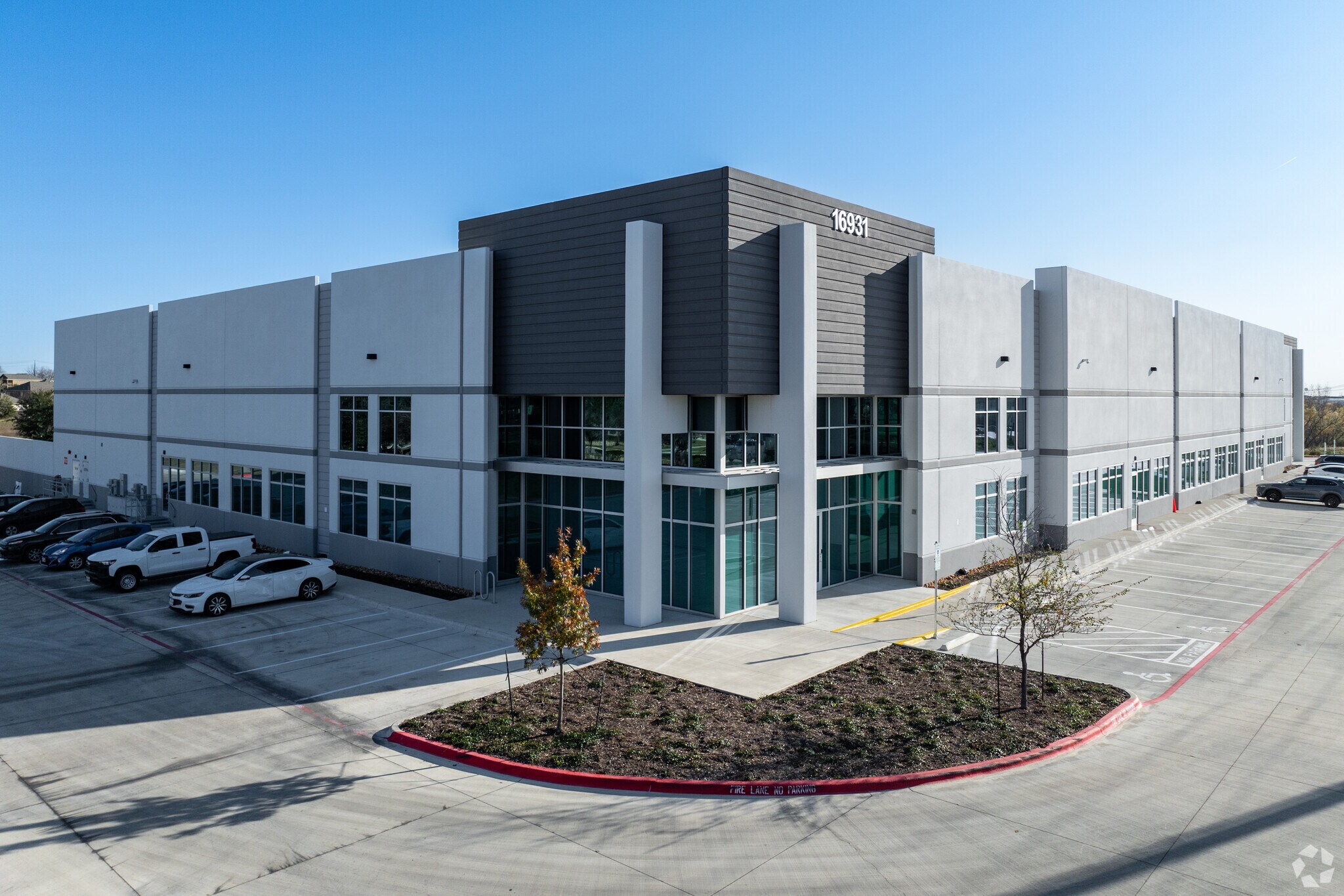 16931 N IH 35 Frontage Rd, Buda, TX for sale Primary Photo- Image 1 of 1