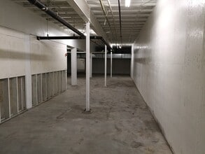 1205 NE 163rd St, North Miami Beach, FL for lease Building Photo- Image 1 of 6