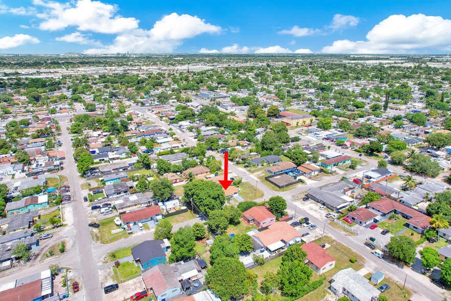 3066 NW 92nd St & 9164-9174 NW 30 ct, Miami, FL for sale - Building Photo - Image 1 of 42