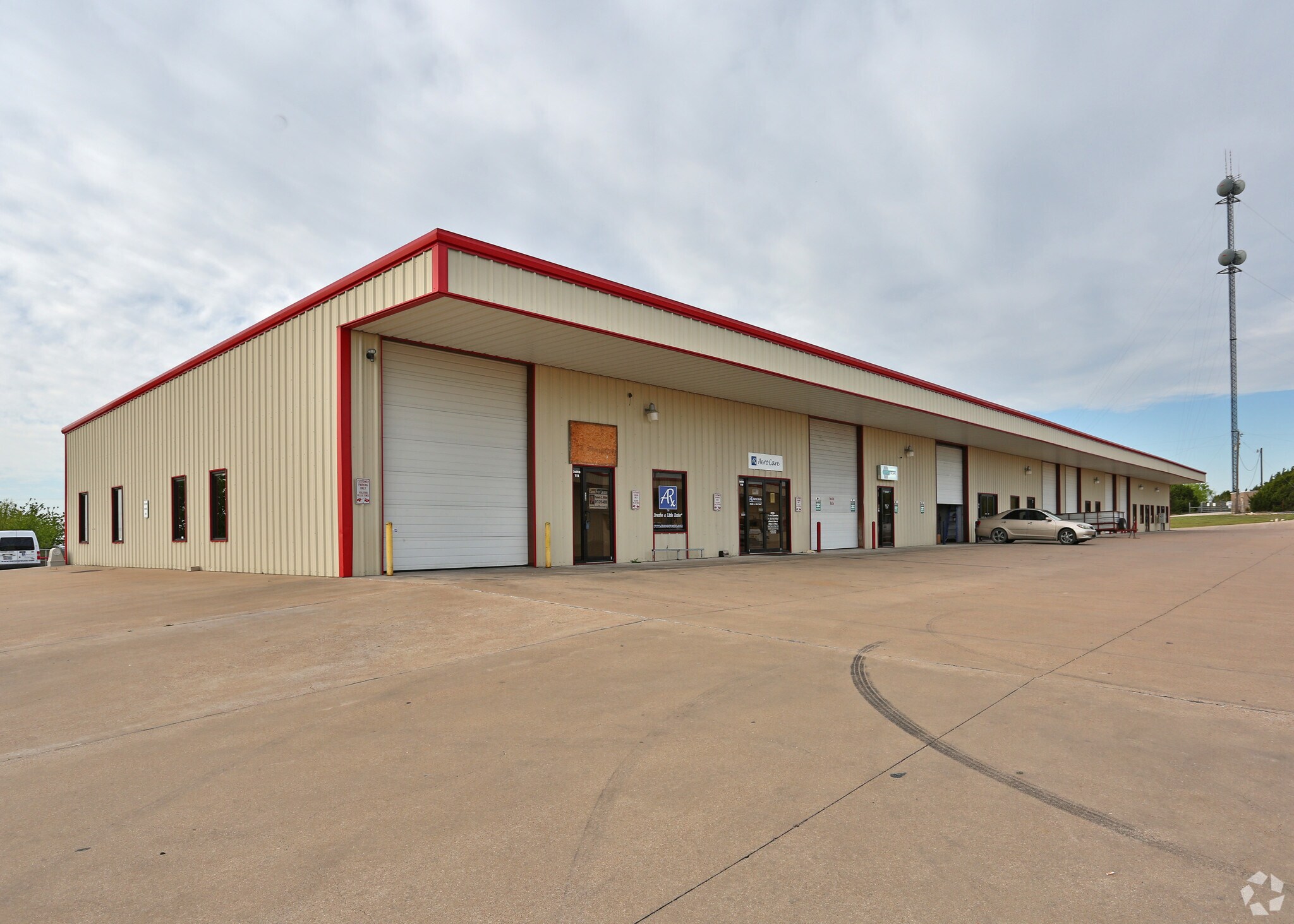 209 M and M Ranch Rd, Granbury, TX for sale Primary Photo- Image 1 of 1