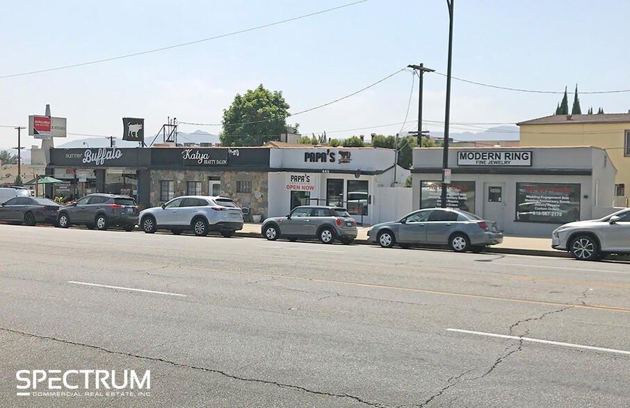 447 S Glenoaks Blvd, Burbank, CA for lease - Building Photo - Image 2 of 3