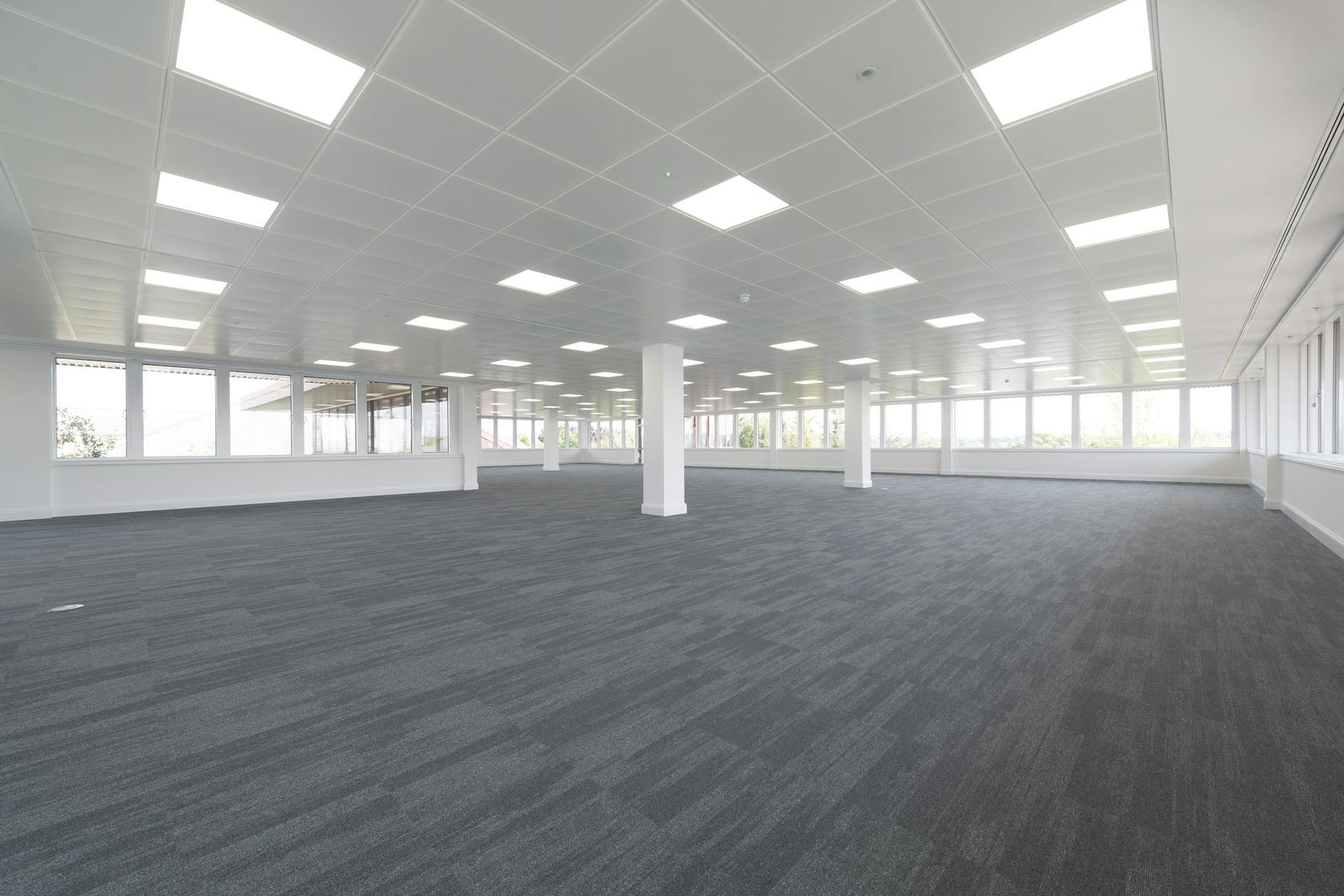 13 Colonial Way, Watford for lease Interior Photo- Image 1 of 2