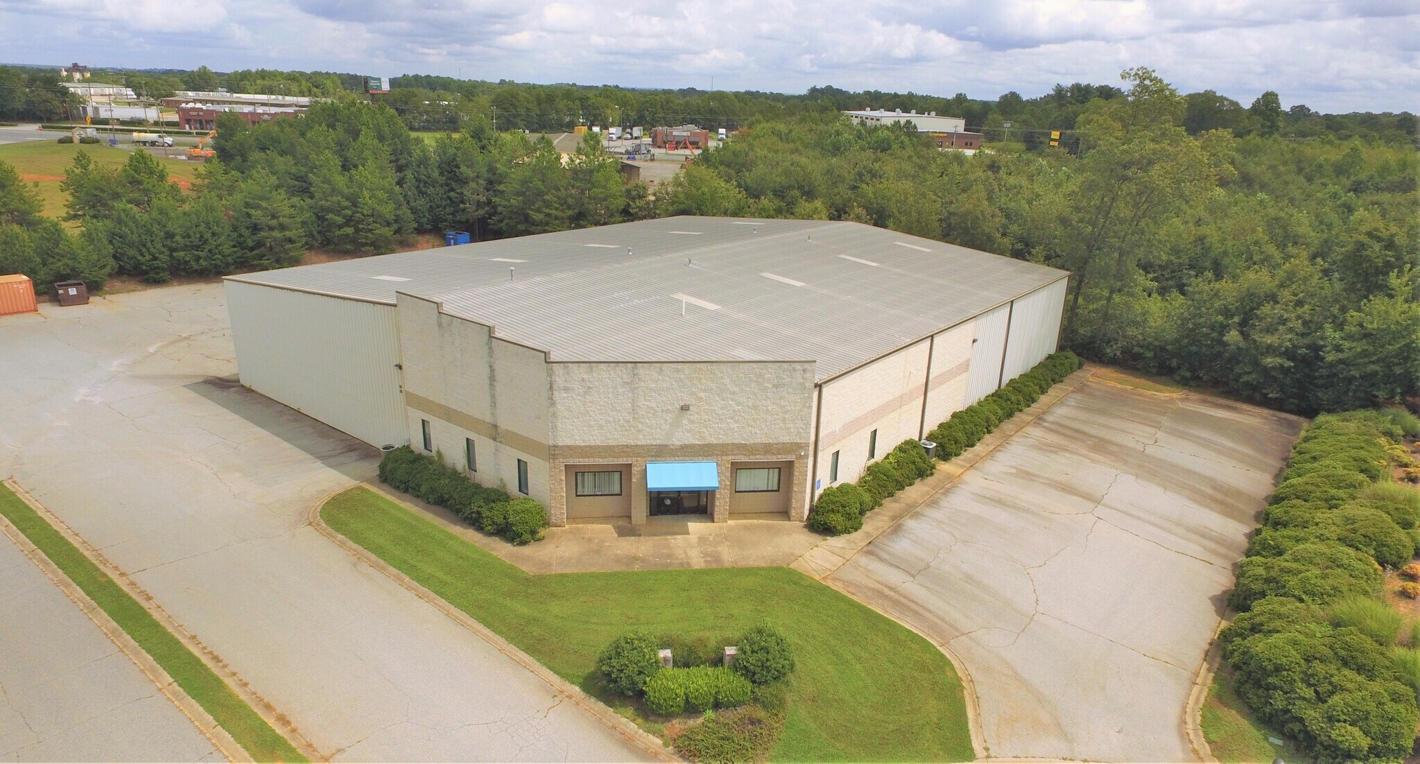 415 Industrial Ct, Greer, SC 29651