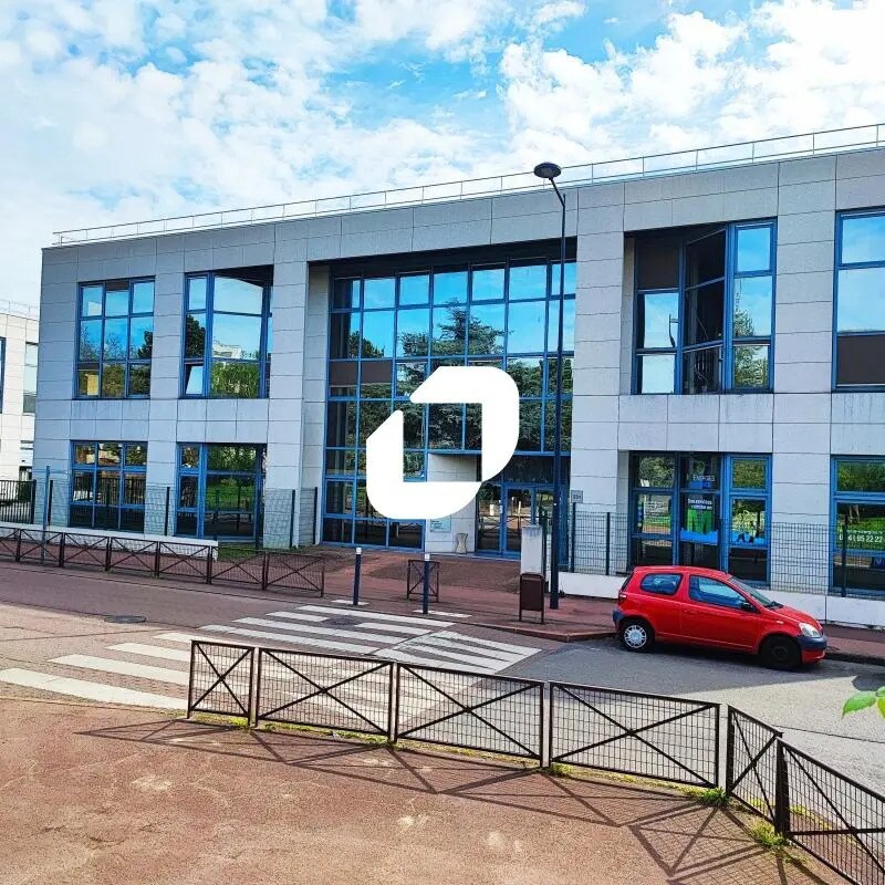 Office in Fontenay-sous-Bois for lease Building Photo- Image 1 of 10