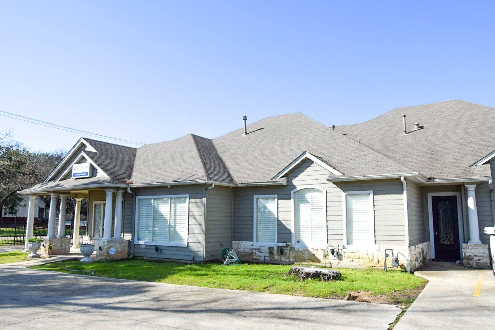 708 N Fielder Rd, Arlington, TX for sale Primary Photo- Image 1 of 1