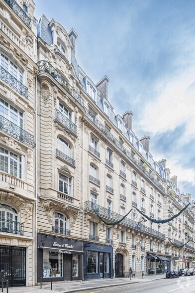 142 Rue De Courcelles, Paris for lease - Building Photo - Image 2 of 10