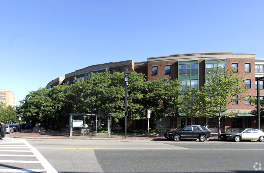 801 Tremont St, Boston, MA for lease - Building Photo - Image 3 of 27