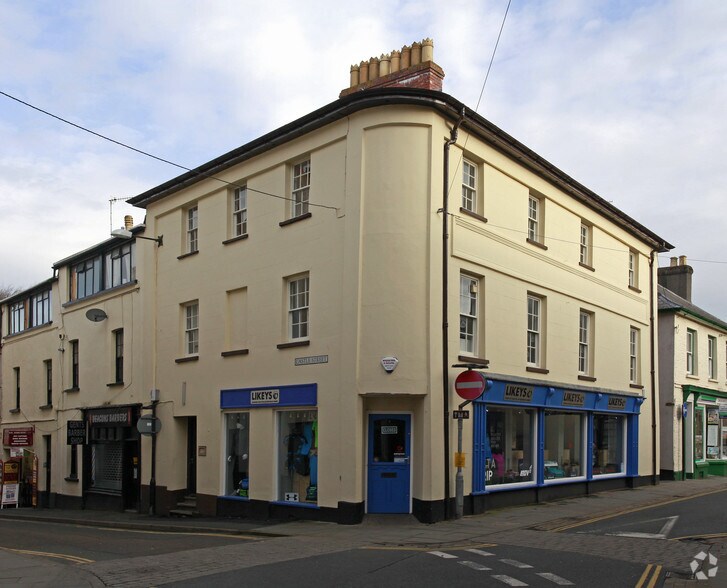 2 The Struet, Brecon for sale - Primary Photo - Image 1 of 1