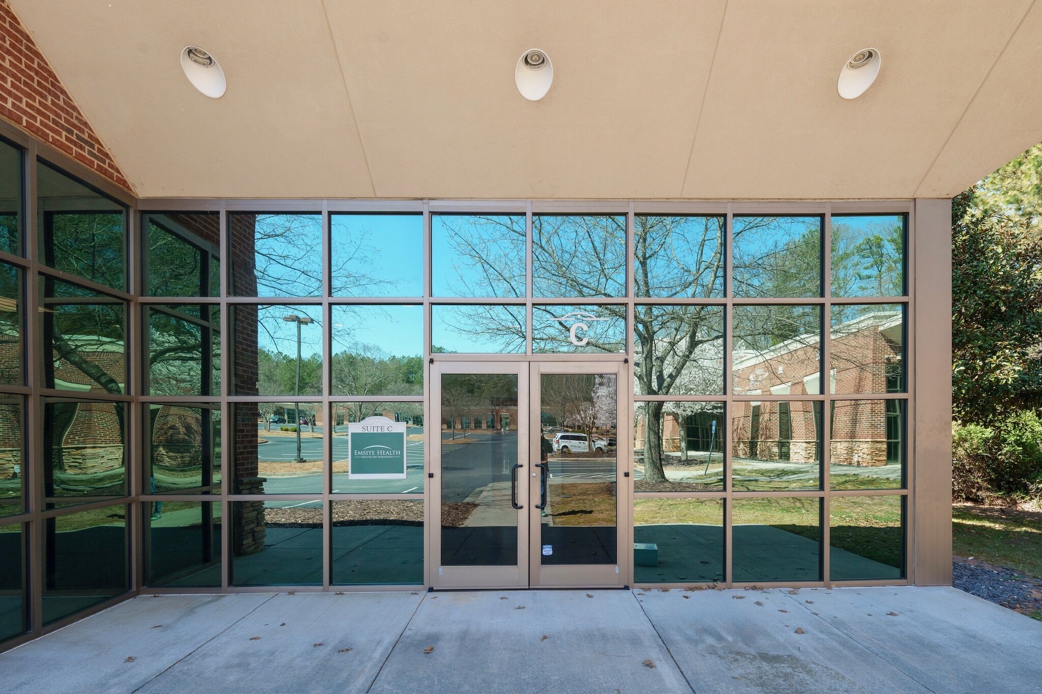4275 Johns Creek Pky, Suwanee, GA for lease Building Photo- Image 1 of 17