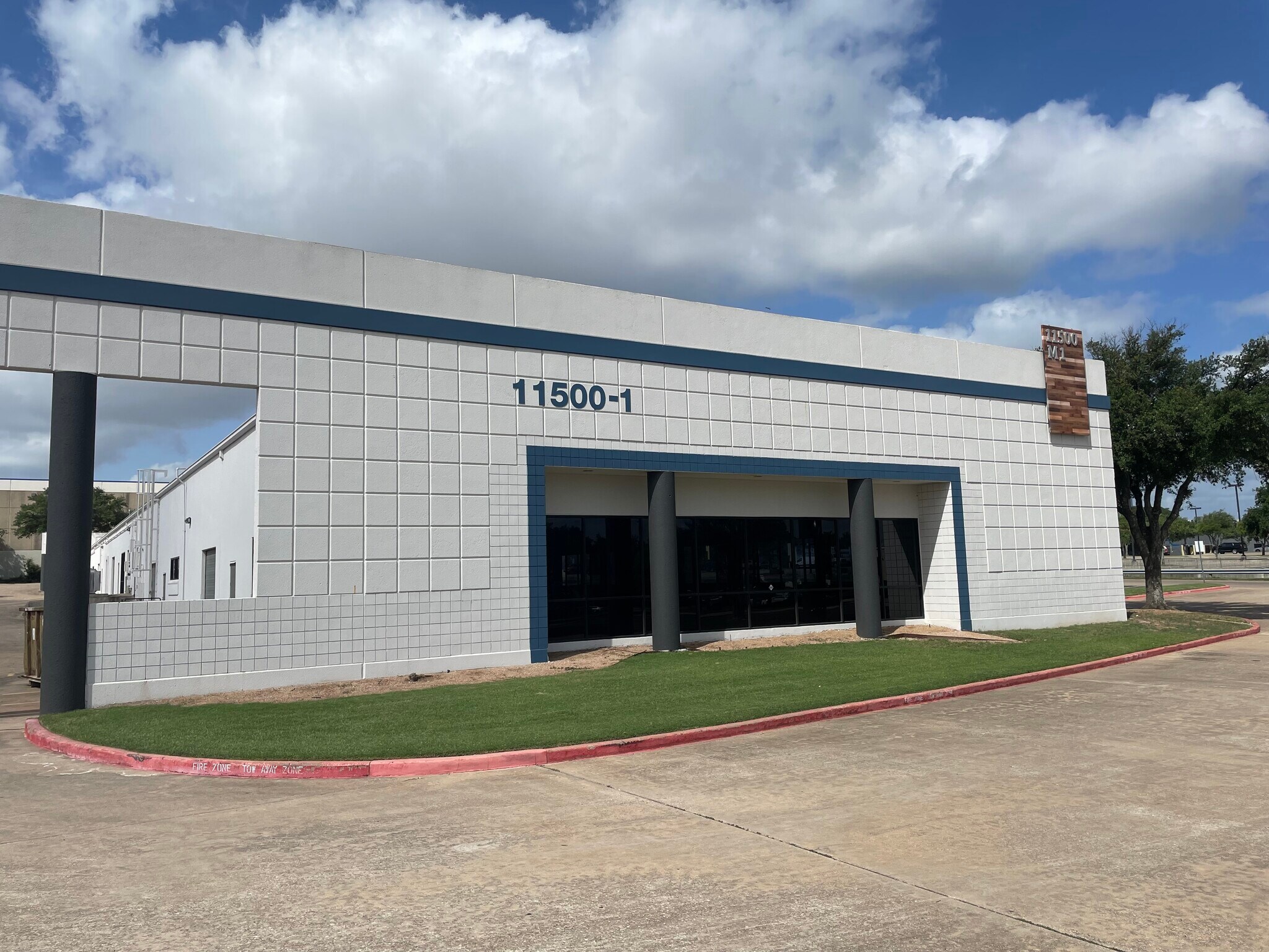 1901 W Braker Ln, Austin, TX for lease Building Photo- Image 1 of 26