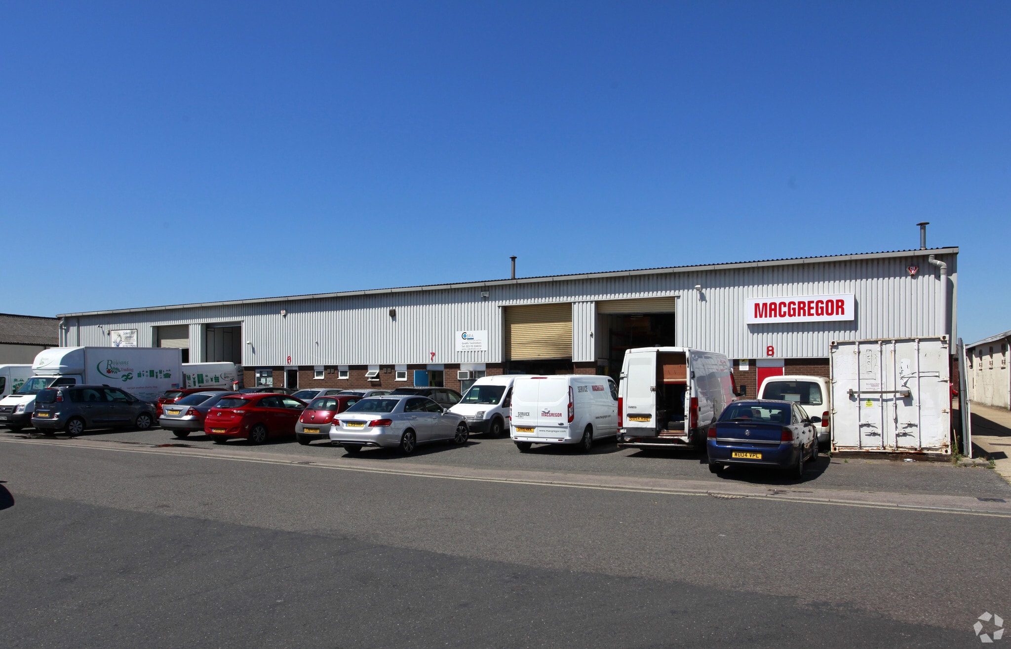 8 Marshlands Rd, Portsmouth for sale Primary Photo- Image 1 of 1