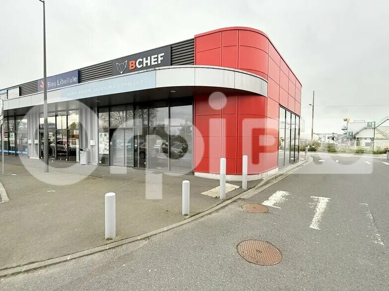 Retail in GONFREVILLE-L'ORCHER for lease - Building Photo - Image 2 of 7