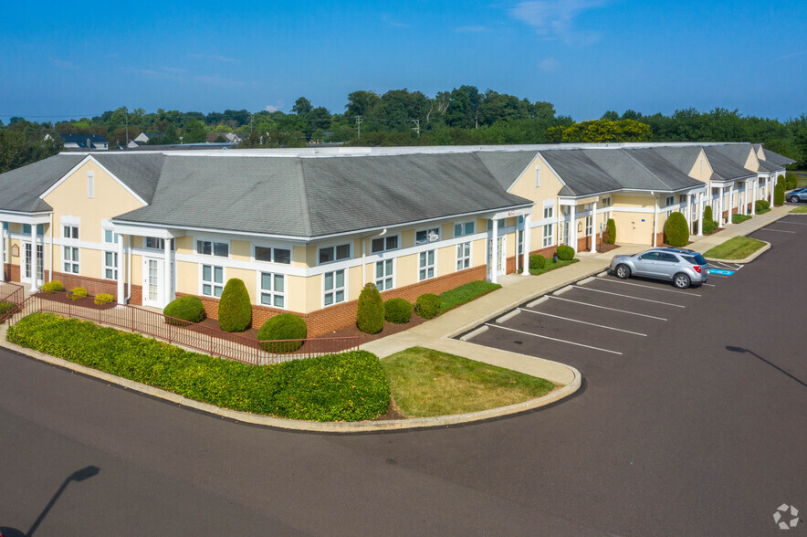 1500 Horizon Dr, Chalfont, PA for lease - Building Photo - Image 1 of 8