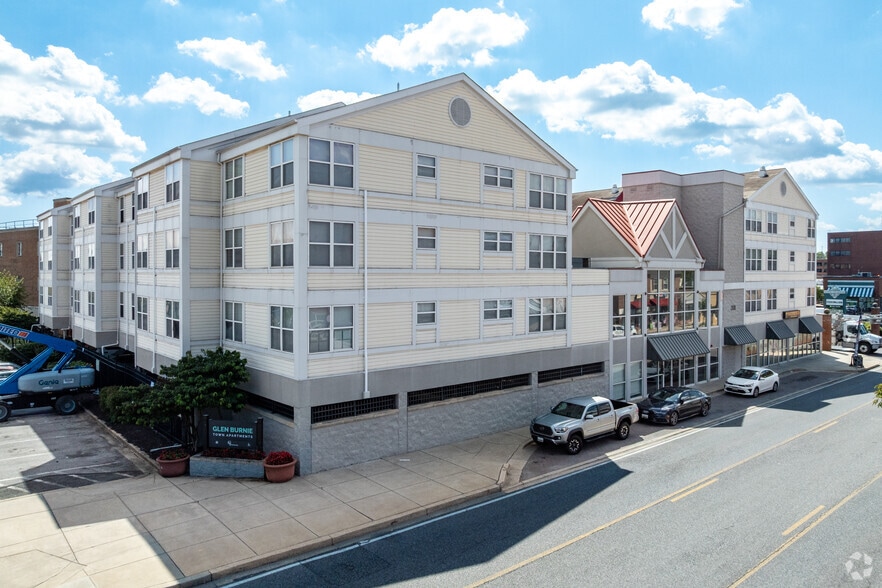 201 N Crain Hwy, Glen Burnie, MD for sale - Building Photo - Image 3 of 4