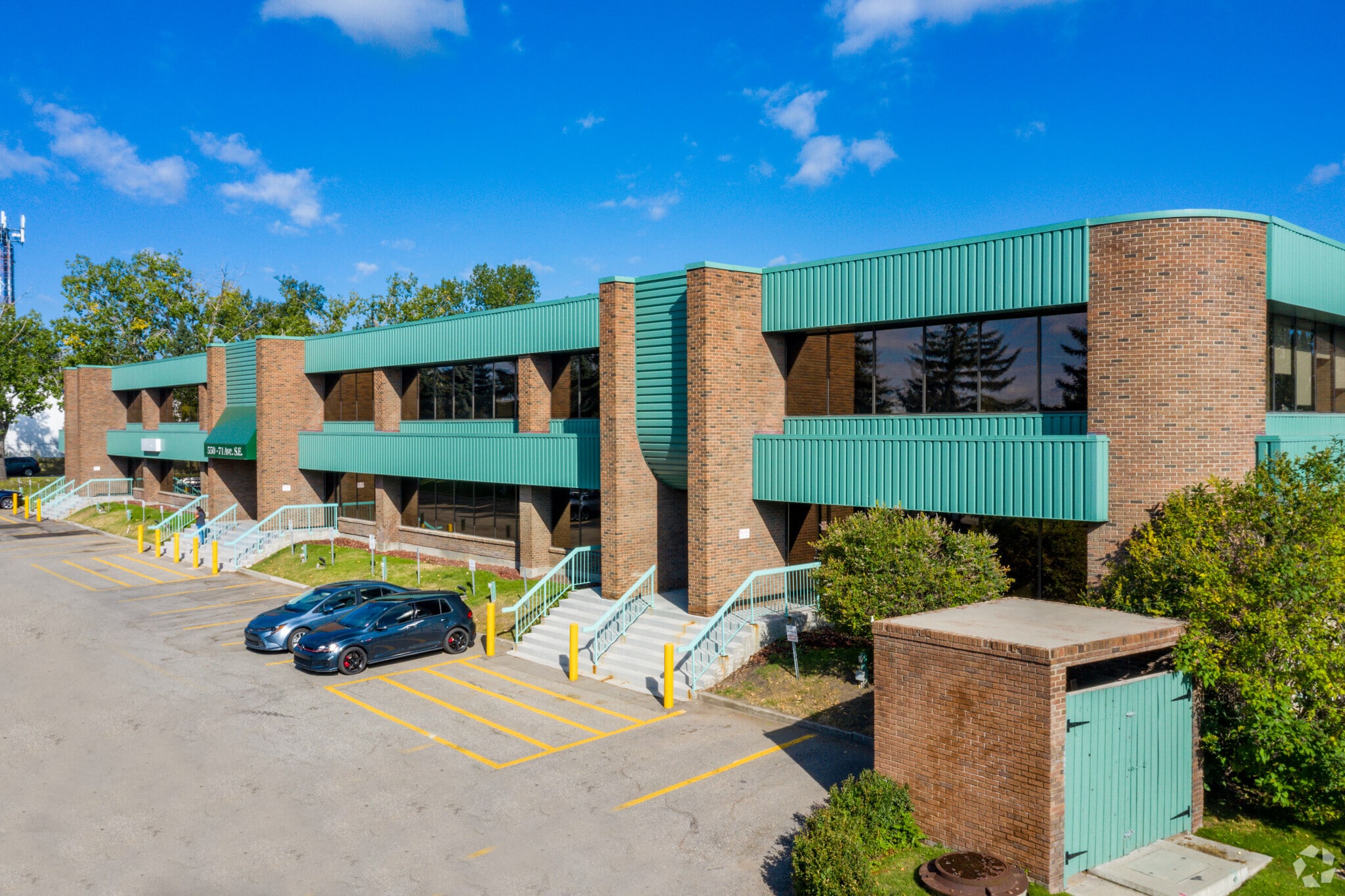 550 71st Ave SE, Calgary, AB for lease Building Photo- Image 1 of 7