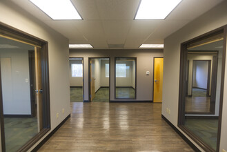 9221 SW Barbur Blvd, Portland, OR for lease Interior Photo- Image 2 of 4