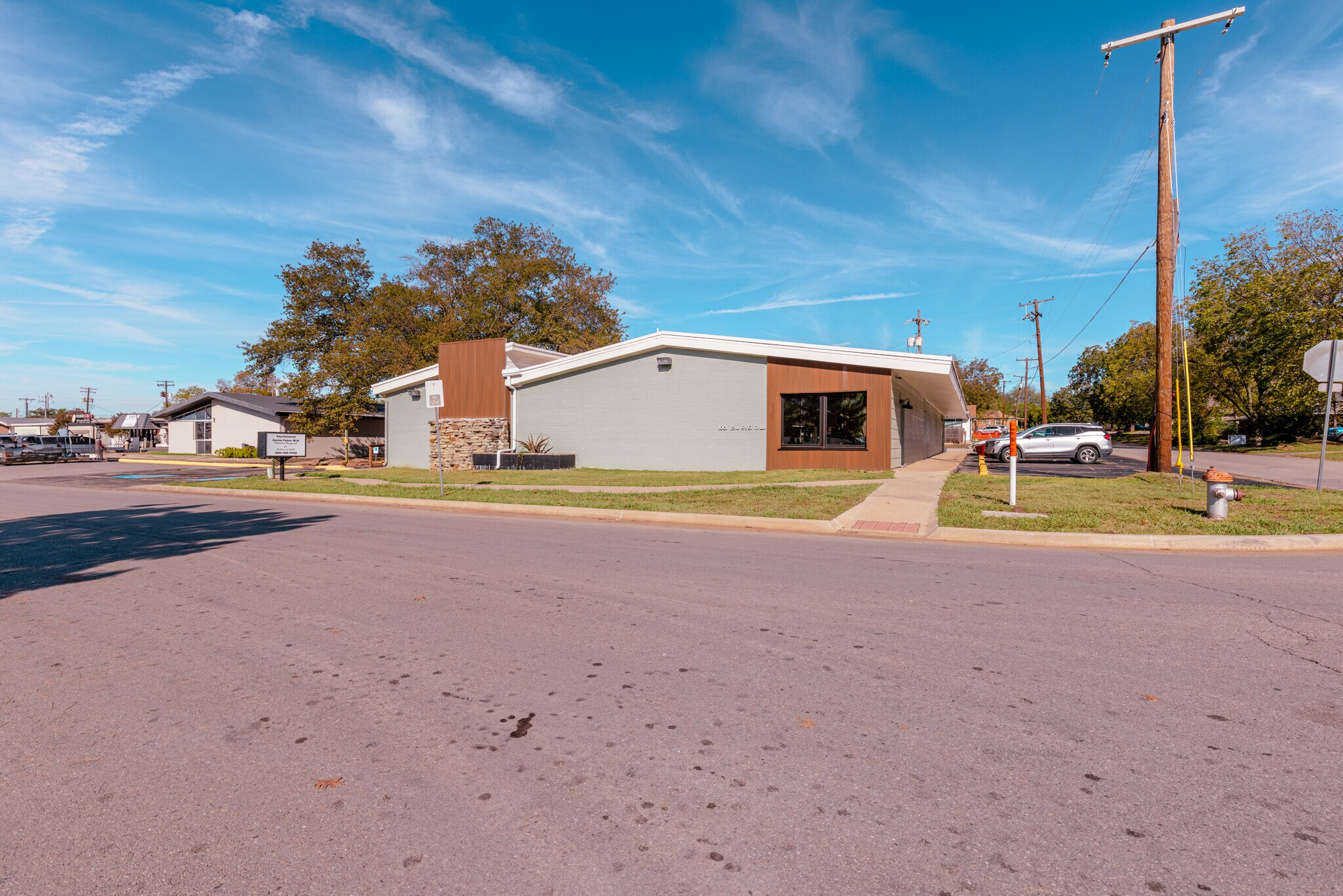 Medical Office portfolio of 2 properties for sale on LoopNet.com Building Photo- Image 1 of 37