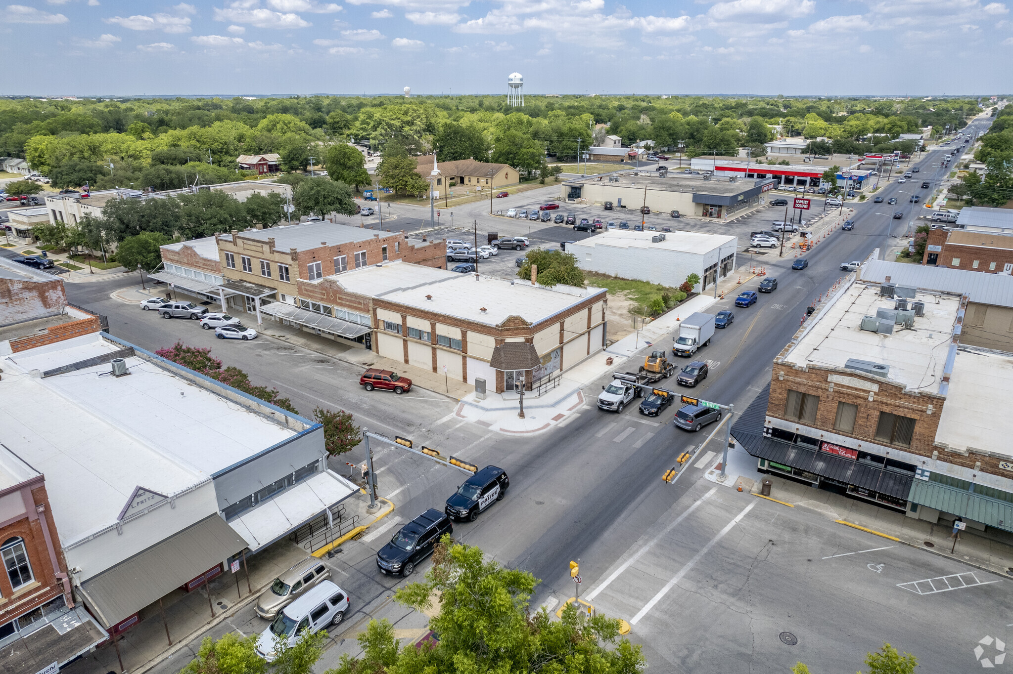 200 E Court St, Seguin, TX for sale Aerial- Image 1 of 34