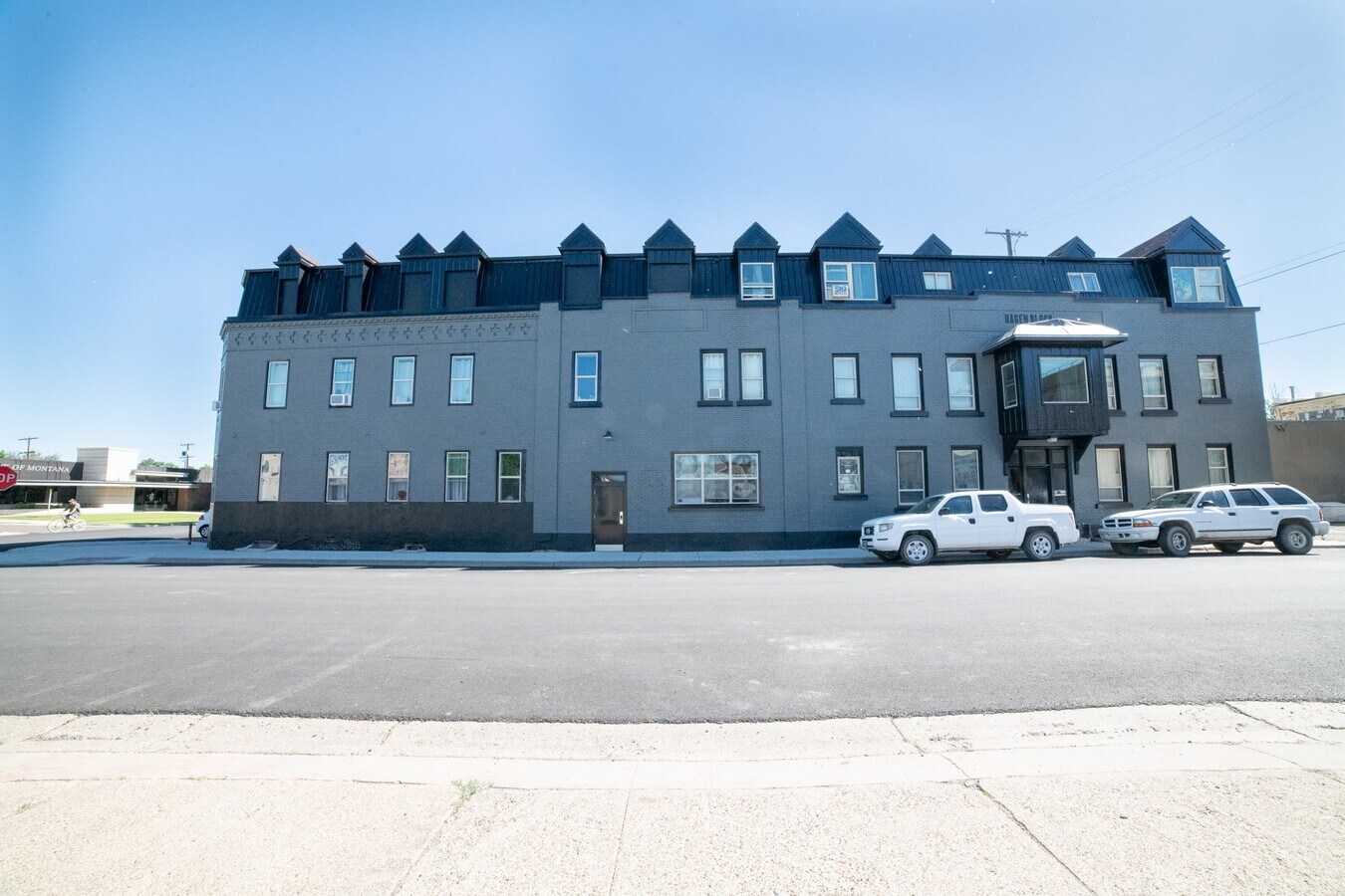 809 15th St, Fort Benton, MT 59442