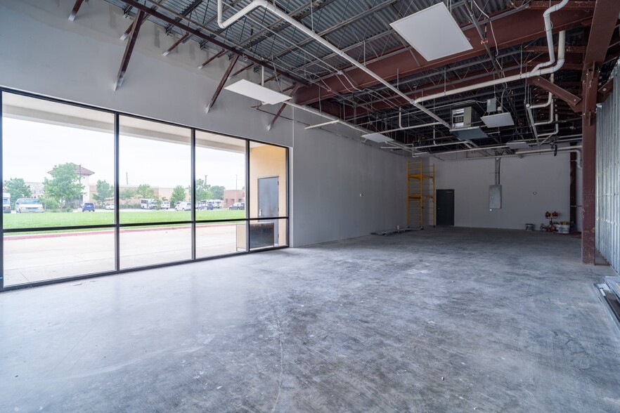 4899 Highway 6, Missouri City, TX for lease - Interior Photo - Image 2 of 28