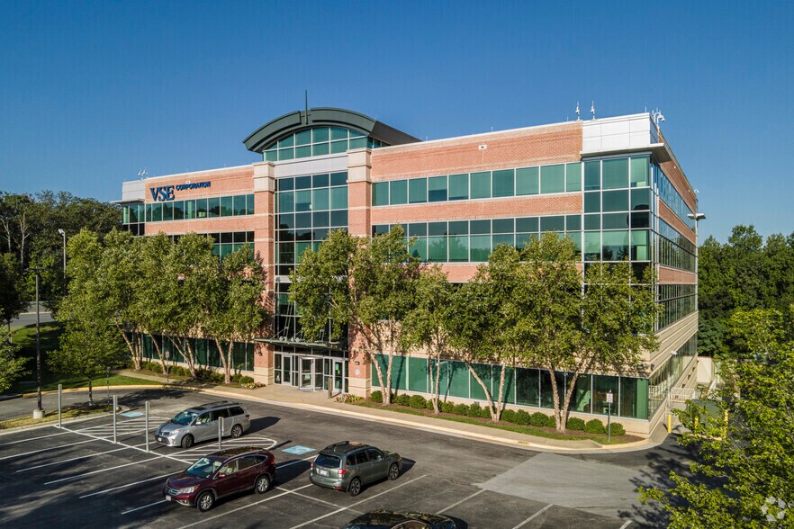 6348 Walker Ln, Alexandria, VA for sale - Primary Photo - Image 1 of 1