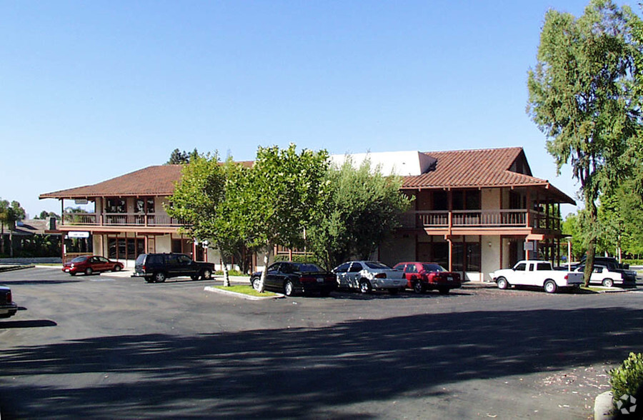 111 W Bastanchury Rd, Fullerton, CA for lease - Building Photo - Image 2 of 4