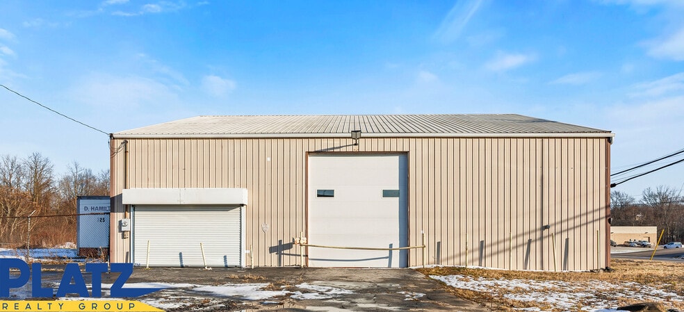 2000 Mccartney Rd, Campbell, OH for sale - Building Photo - Image 2 of 14